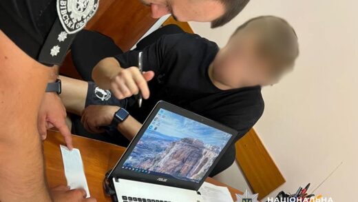 Новини України - На Львівщині батько вчергове посадив за кермо 8-річну доньку