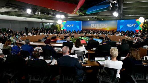 Новини світу - Саміт БРІКС засудив атаки по інфраструктурі у РФ