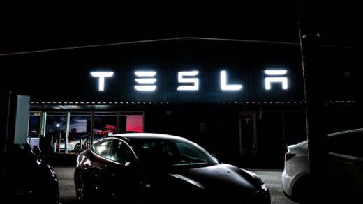 Новини України - Tesla втратила мільярди доларів через продаж 75% своїх біткоїнів