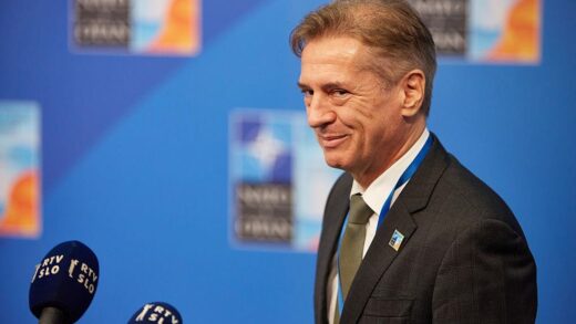 Новини світу - У Словенії проведуть референдум щодо витрат на оборону