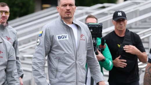 Новини спорту - Усик пояснив своє рішення піти з боксу після двох поєдинків