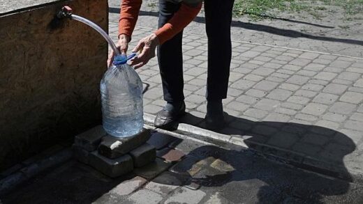 Новини України - В "ДНР" заявили про подачу води раз на три дні