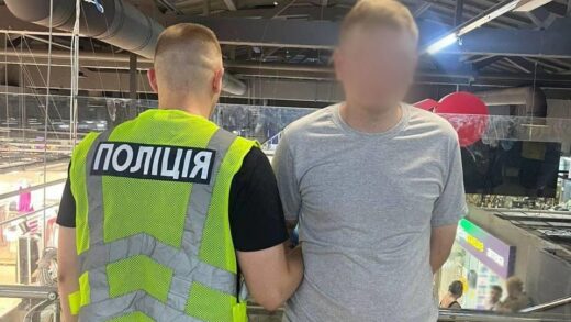 Новини Києва - В ТЦ Києва сталася поножовщина: поліція затримала підозрюваного