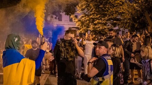 Новини України - В Україні поновилися акції через повноваження НАБУ
