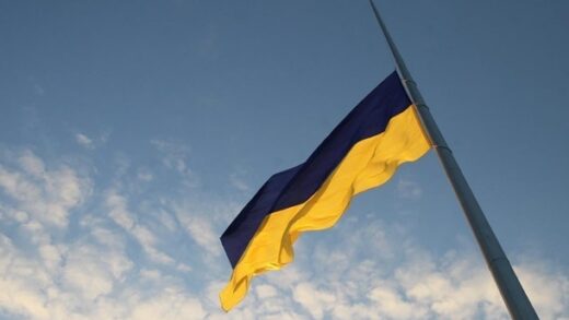 Новини України - В Україну з ТОТ повернули жінку з трьома дітьми
