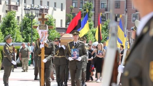 Новини України - В Умані поховали командира 110-ї ОМБр Сергія Захаревича