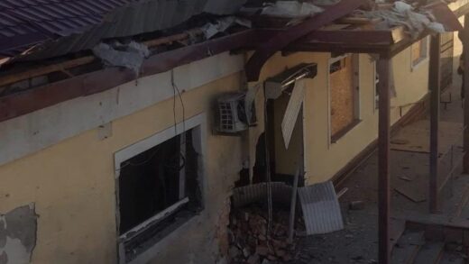 Новини України - Війська РФ знову обстріляли залізничний вокзал у Херсоні