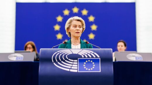 Новини світу - Європарламент відхилив вотум недовіри фон дер Ляєн