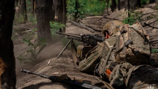Новини України - За добу на фронті майже 100 боїв - Генштаб