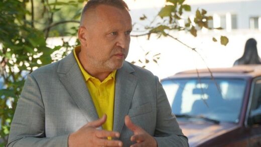 Новини України - Закупівля неякісного одягу для ЗСУ: до суду передано справу кума Гринкевича
