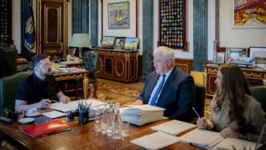 Новини України - Зеленський поставив Шмигалю завдання щодо оборони