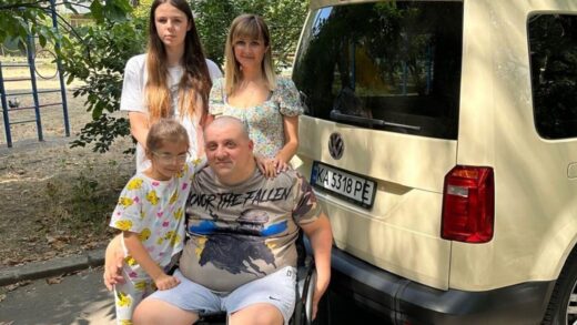 Новини України - Благодійники надали ветерану 66-ї ОМБр інклюзивне авто
