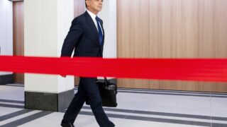 Новини світу - Глава МЗС Нідерландів і його однопартійці заявили про відставку