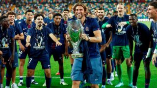 Новини спорту - Капітан ПСЖ вручив медаль Іллі Забарному