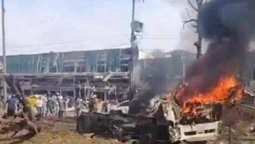 Новини світу - На авіабазі у Колумбії вибухнуло авто: багато жертв