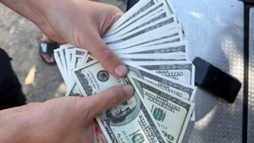Новини України - На Одещині правоохоронець продавав "футбольні тури" ухилянтам
