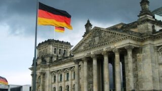 Новини світу - Німеччина планує скоротити виплати українським біженцям - ЗМІ