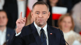 Новини світу - Новий президент Польщі Навроцький склав присягу