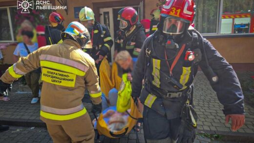 Новини України - Під Львовом сталася пожежа в пансіонаті для літніх людей