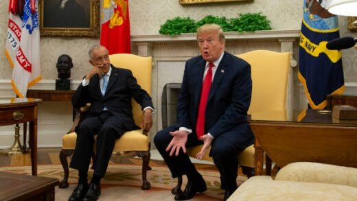 Новини світу - Президент Португалії:Трамп діє як російський агент