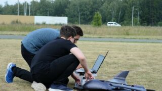 Новини світу - Розвідка Британії: РФ готує дітей до війни дронів
