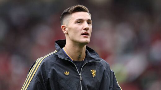 Новини спорту - Шешко розповів, що думає про перехід у Манчестер Юнайтед