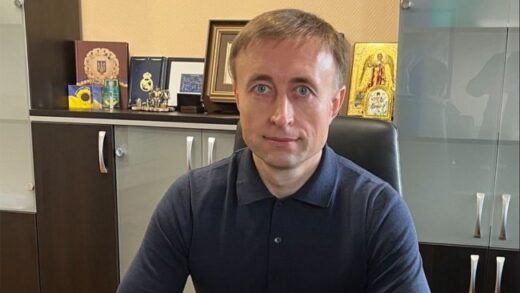 Новини України - Скандал з особняком: Генпрокуратура взялася за збагачення Комара
