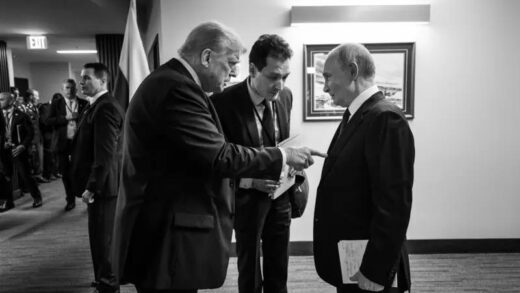 Новини світу - Трамп інтригує і бере паузу. Майбутнє переговорів