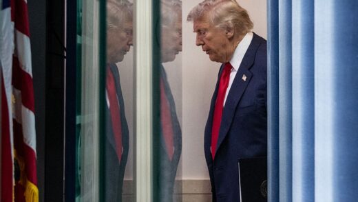 Новини світу - Трамп позбувся усіх експертів з Росії перед зустріччю з Путіним - ЗМІ