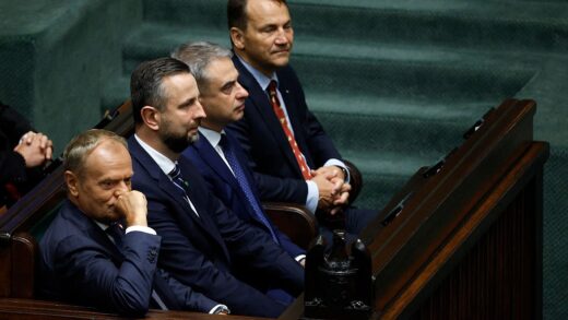 Новини світу - Туск розкритикував першу промову Навроцького