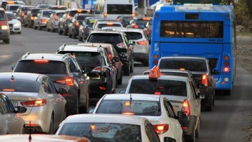 Новини Києва - У Києві відкриють реверсивний рух на мосту через Десенку