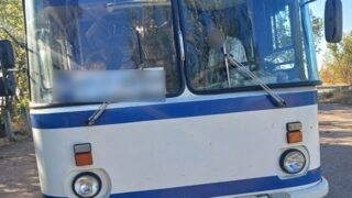 Новини України - Удар по автобусу під Херсоном: в ОВА повідомили деталі