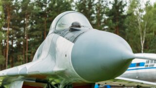 Новини світу - В Угорщині скрутили деталі з МіГ-29 на військовому аеродромі