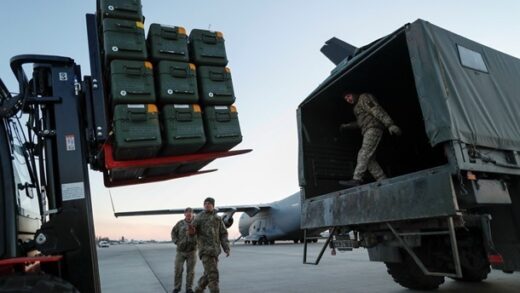 Новини світу - Європа купує більше зброї для України, ніж США - дослідження