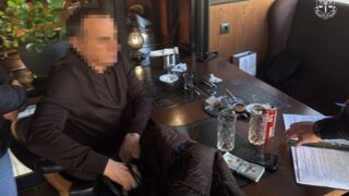 Новини України - Житомирського депутата-шахрая відпустили на волю та віддали гроші