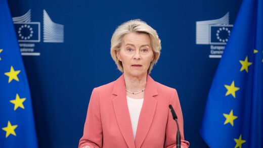 Новини світу - Фон дер Ляєн засудила російський обстріл України