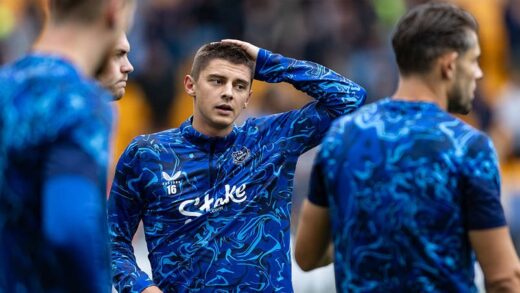 Новини спорту - Миколенко дуже погано відіграв у матчі Ліверпуль-Евертон після травми