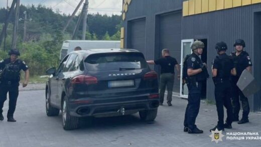 Новини України - На Львівщині сталась стрілянина у приміщенні автосервісу, є загиблі