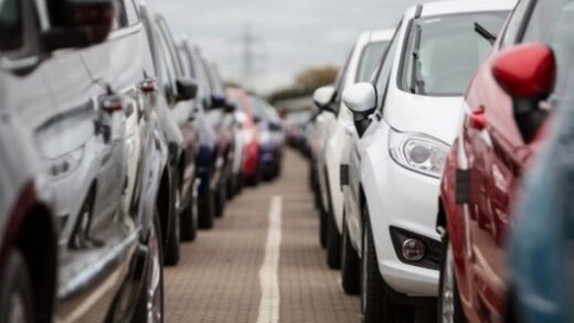 Новини України - На нових авто в Україні з'являться етикетки з даними витрати пального