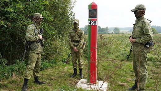 Новини світу - Польща закликає громадян негайно покинути Білорусь