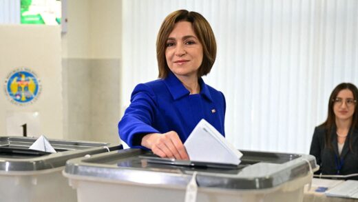 Новини світу - Санду проголосувала на виборах до парламенту Молдови