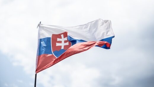 Новини світу - Словаччина приєднається до обговорення "стіни дронів" - речник ЄК
