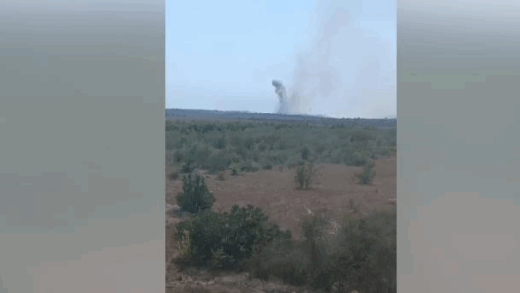 Новини України - Соцмережі повідомили про атаку дронів на аеропорт Маріуполя