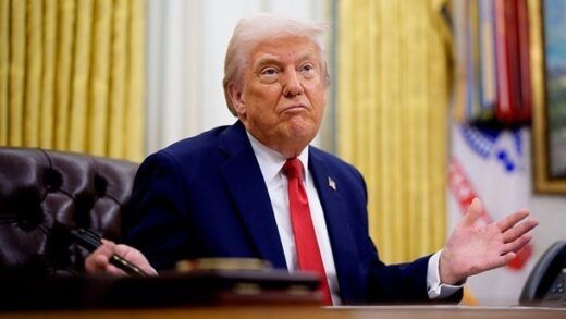 Новини світу - Трамп із миротворця перетворився на спостерігача - NYT