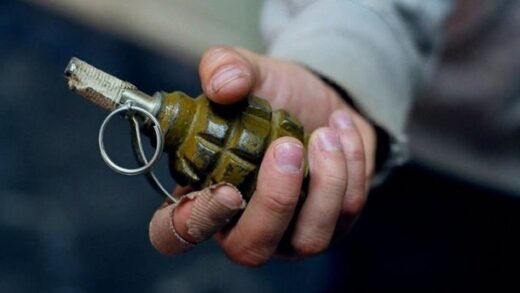 Новини України - У Хмельницькому чоловік підірвав гранату: є постраждалі