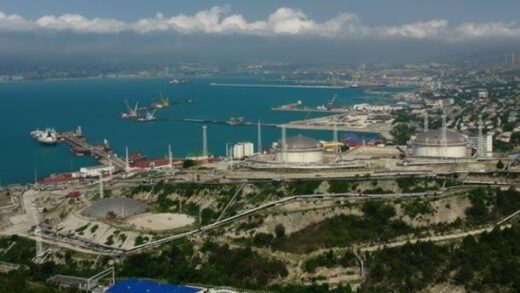 Новини світу - В Росії через дрони призупинили роботу два ключові нафтові порти - ЗМІ