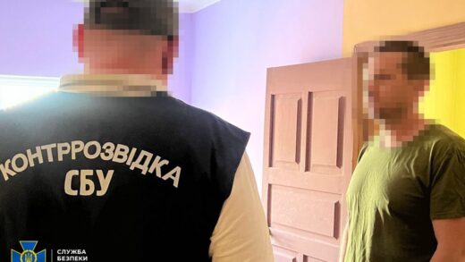 Новини Києва - Затримано ділків, які оформлювали чоловіків "викладачами" неіснуючих ліцеїв