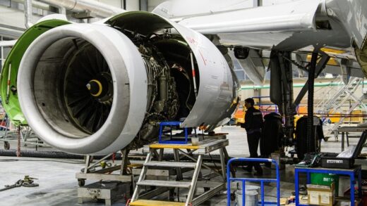 Новини світу - Канібалізм знищує російську цивільну авіацію