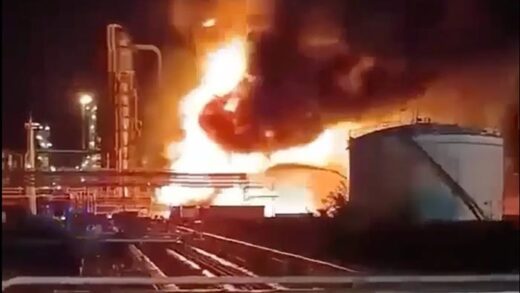 Новини світу - Пов’язані з Москвою. Вибухи на НПЗ в Європі