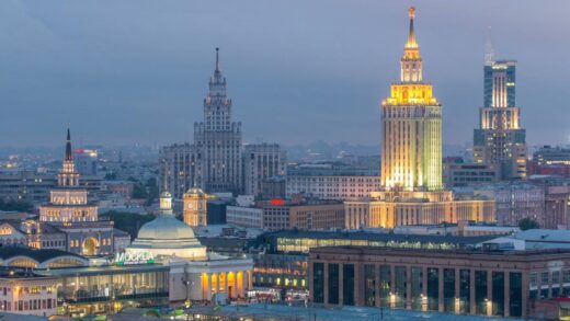 Новини політики - Прогнози краху російської економіки стають все більш реальними